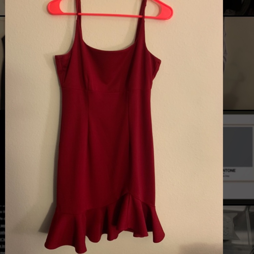 red ruffled bodycon mini dress